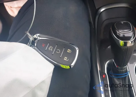 2017 Chevrolet Malibu 1Lt из США, поврежденный, VIN 1G1ZE5ST0HF208247